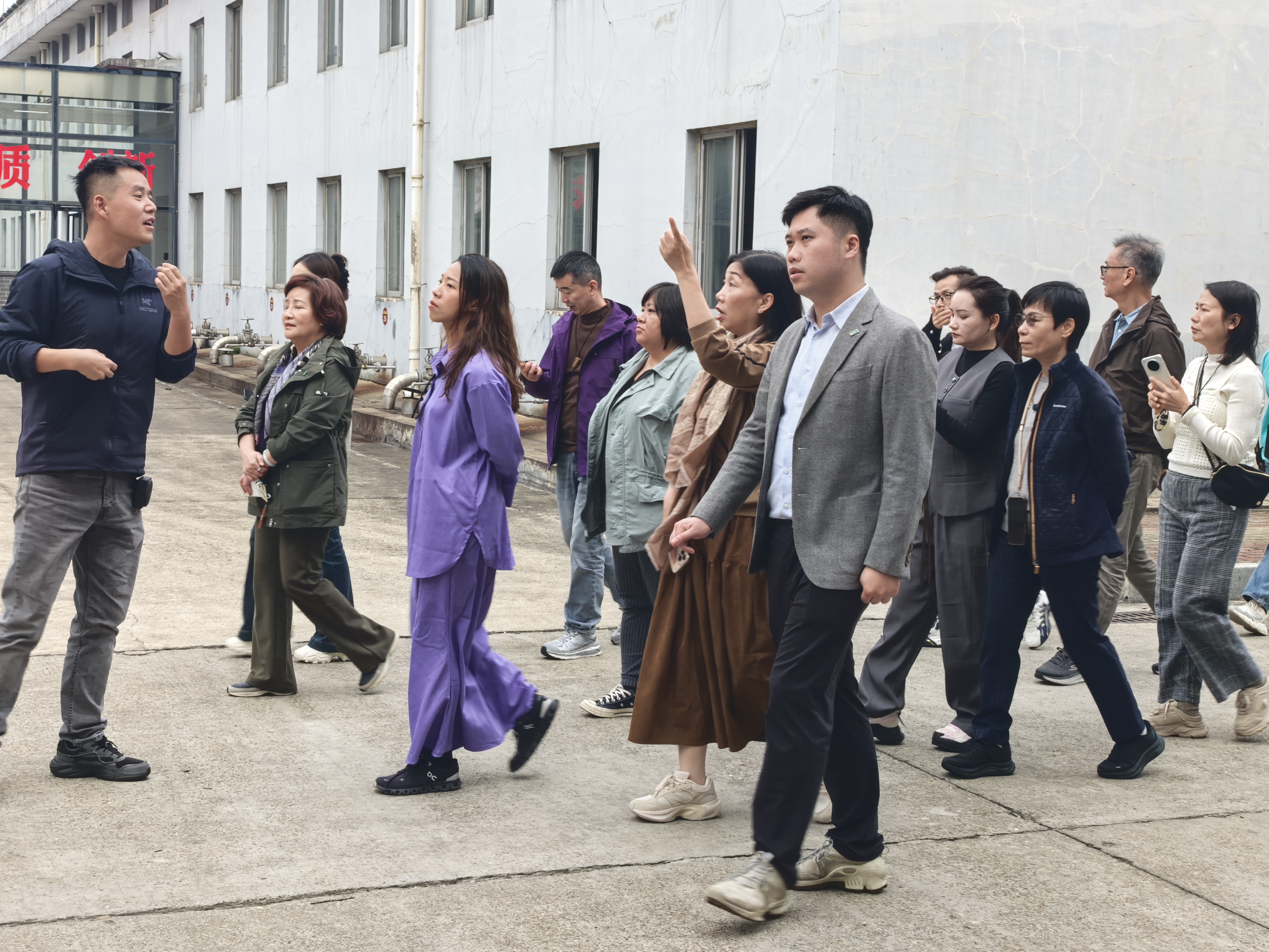 澳門茶藝專業(yè)人員協(xié)會到訪湘益——共品茯香 共話未來